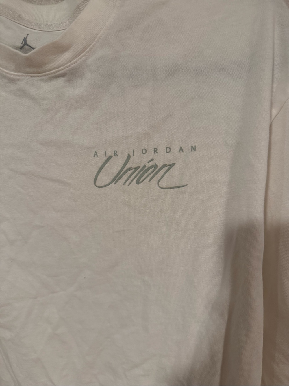 AIR JORDAN X UNION LONG SLEEVE LARGE - Picture 4 of 6